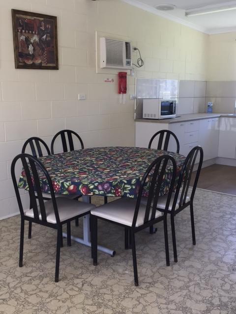 أوربوست Snowy River Lodge Motel المظهر الخارجي الصورة